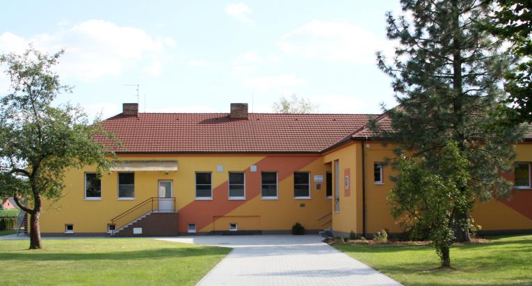 Foto budovy Základní a Mateřské školy
